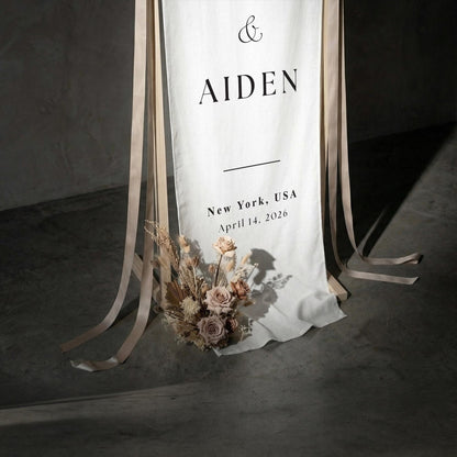 Italian Wedding Welcome Sign, Custom Tuscan Linen Banner, Personalized Editorial Ceremony Backdrop, Tall Fabric Wedding Sign